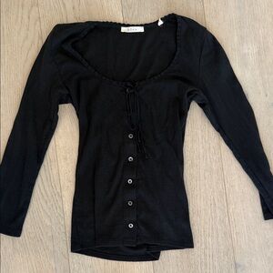 Doen Black Button-Up Blouse